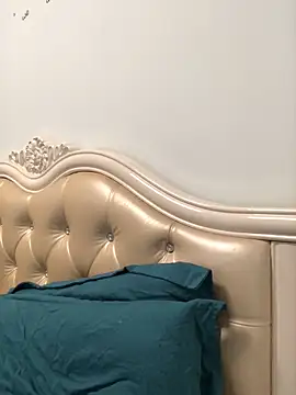 Mile-m online show from 11-11-25, 12:22