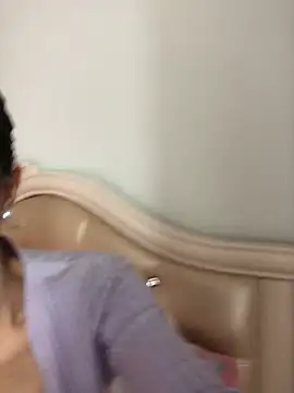 Snapshot of Mile-m chatting on 05-03-26, 03:55 Mile-m online show from 05-03-26, 03:55