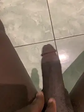 Snapshot of Dark_vains chatting on 11-10-25, 02:49 Dark vains online show from 11-10-25, 02:49