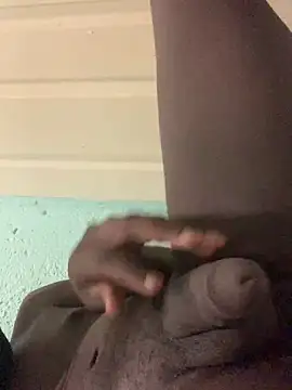 Snapshot of Dark_vains chatting on 11-08-25, 10:13 Dark vains online show from 11-08-25, 10:13