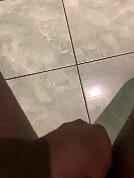 Snapshot of Dark_vains chatting on 10-31-25, 03:03 Dark vains online show from 10-31-25, 03:03