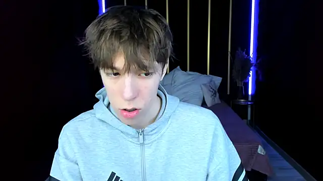 MarkBranston online show from 04-12-26, 09:56