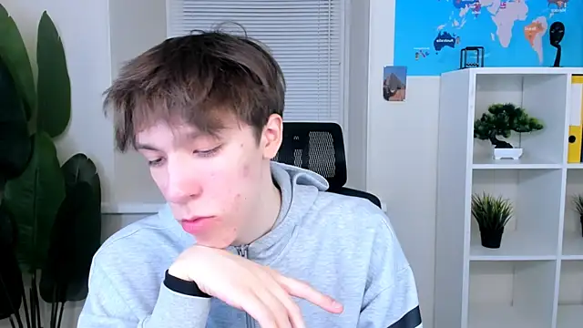 MarkBranston online show from 04-11-26, 02:43