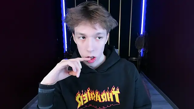 MarkBranston online show from 12-16-25, 08:57