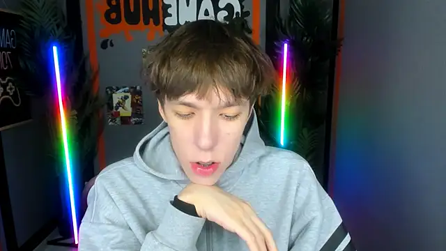 Snapshot of MarkBranston chatting on 01-17-26, 12:31 MarkBranston online show from 01-17-26, 12:31