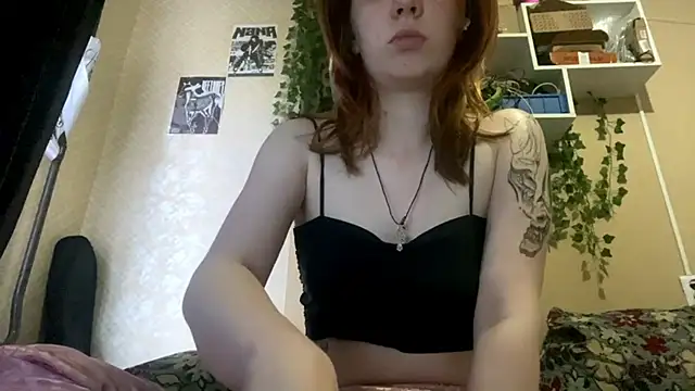 AnitaVanruiten online show from 10-19-25, 05:10