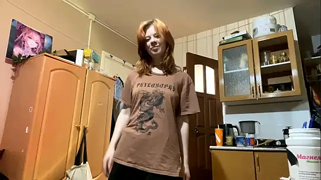 AnitaVanruiten online show from 10-22-25, 04:45