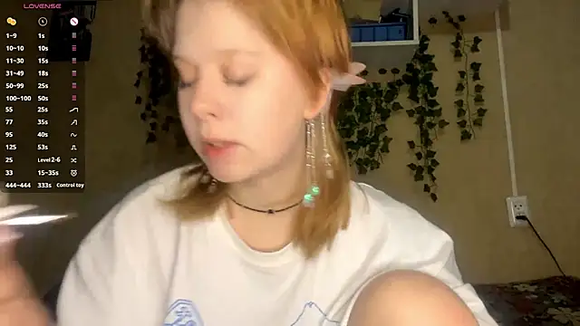 AnitaVanruiten online show from 11-08-25, 03:10