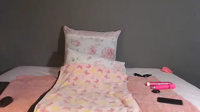 Snapshot of BoobsBae04 chatting on 11-14-25, 09:57 BoobsBae04 online show from 11-14-25, 09:57