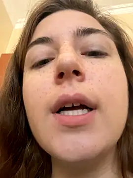 Snapshot of kate_nicepops555999 chatting on 10-06-25, 08:59 kate nicepops555999 online show from 10-06-25, 08:59
