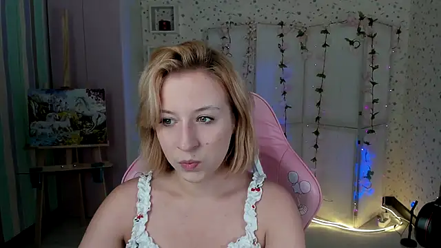 Snapshot of Emma_Garcias chatting on 10-03-25, 12:28 Emma Garcias online show from 10-03-25, 12:28