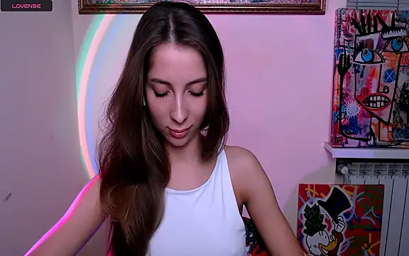Snapshot of _OlivkaSexy chatting on 05-30-26, 12:00 OlivkaSexy online show from 05-30-26, 12:00