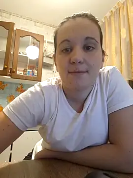 Snapshot of Lorie_Jillian chatting on 10-25-25, 08:09 Lorie Jillian online show from 10-25-25, 08:09