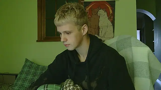 Snapshot of _Timmy_Boy_ chatting on 10-14-25, 07:20  Timmy Boy  online show from 10-14-25, 07:20