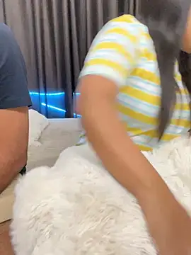 vickyandtania online show from 02-21-26, 05:15