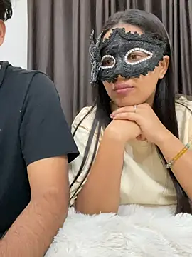 vickyandtania online show from 01-18-26, 04:43