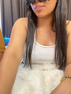 vickyandtania online show from 01-31-26, 07:12