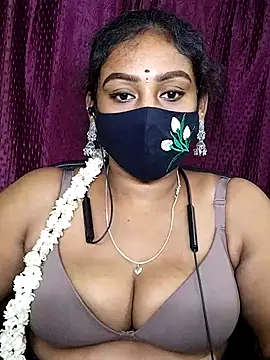 Snapshot of tamil_Monisha chatting on 07-12-26, 07:04 tamil Monisha online show from 07-12-26, 07:04