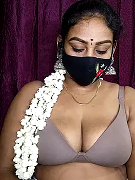 Snapshot of tamil_Monisha chatting on 07-22-26, 06:10 tamil Monisha online show from 07-22-26, 06:10