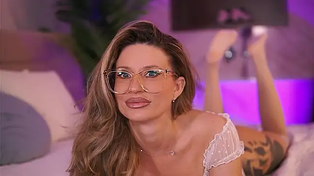 AvaMaddisson online show from 02-26-26, 04:23