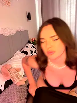 JenniferLouns online show from 10-16-25, 10:34