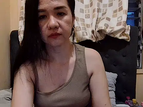 Snapshot of KissHott chatting on 10-22-25, 09:31 KissHott online show from 10-22-25, 09:31