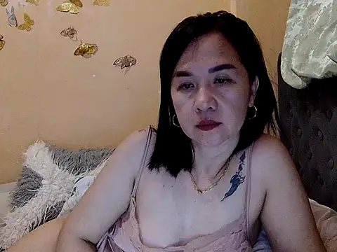 KissHott online show from 02-26-26, 01:55