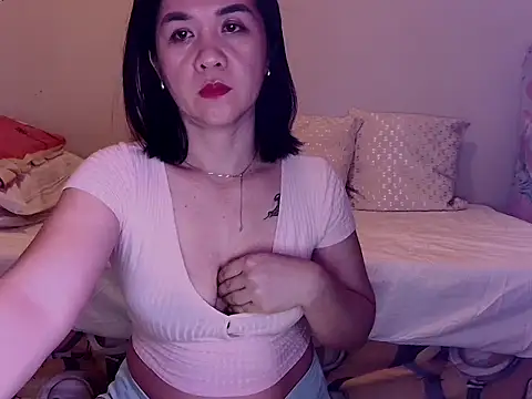 KissHott online show from 03-13-26, 03:39