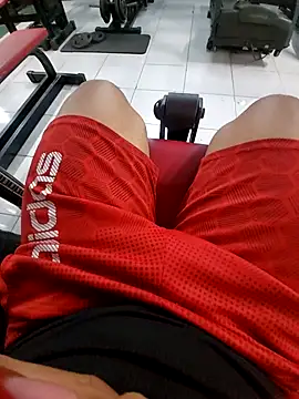 maxOliver12345 online show from 10-08-25, 12:01