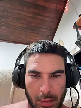 Leeeek23 online show from 04-15-26, 08:42