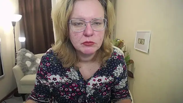 VestaWoody online show from 11-13-25, 07:01