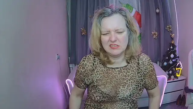 VestaWoody online show from 12-18-25, 07:24