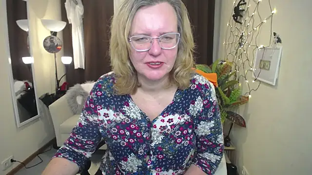 VestaWoody online show from 11-01-25, 07:02