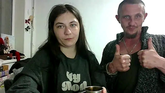 Twolatte1520 online show from 04-15-26, 06:12