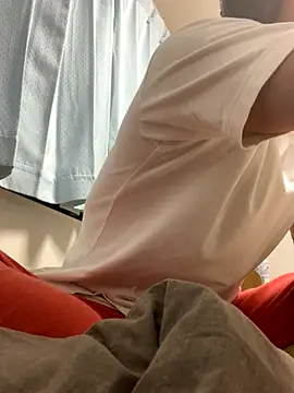 aooya online show from 10-04-25, 03:13