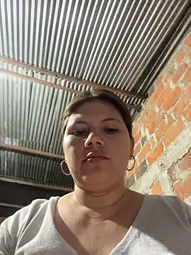 Snapshot of lady_and_charly chatting on 02-24-26, 01:06 lady and charly online show from 02-24-26, 01:06