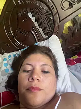 Snapshot of lady_and_charly chatting on 02-26-26, 02:06 lady and charly online show from 02-26-26, 02:06