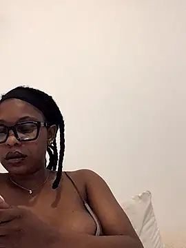 Snapshot of CurvyGoddessXxx chatting on 10-09-25, 09:54 CurvyGoddessXxx online show from 10-09-25, 09:54