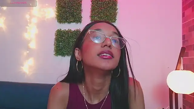 Snapshot of luna_valen chatting on 02-11-26, 09:47 luna valen online show from 02-11-26, 09:47