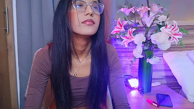 luna valen online show from 05-30-26, 03:46
