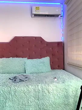 Rose monroee online show from 11-01-25, 07:52