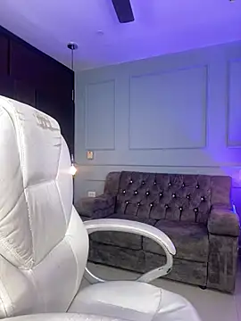 Rose monroee online show from 04-11-26, 07:28