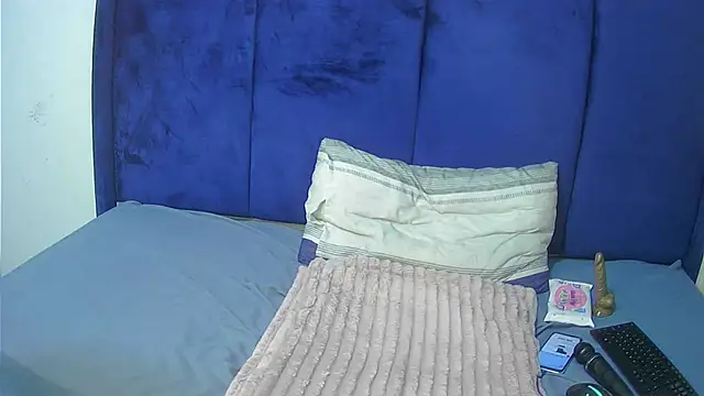 Pretty-C online show from 03-18-26, 06:09