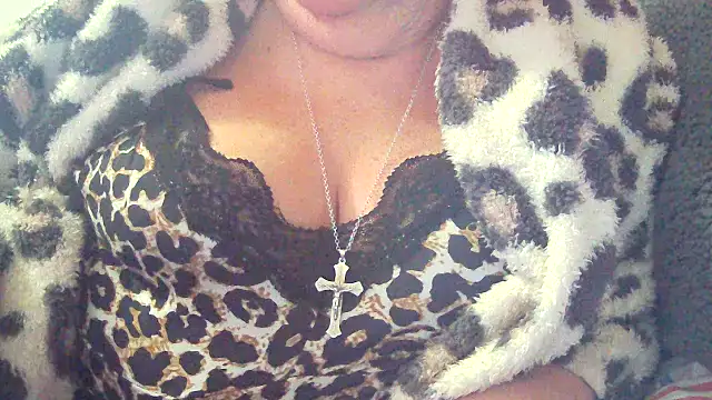 Playful MILF Demi online show from 02-13-26, 11:05