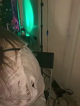 LyraEva online show from 02-21-26, 10:12