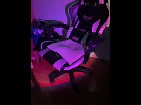 Wuza-H online show from 10-29-25, 01:04