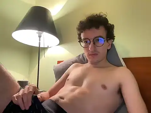 Snapshot of Poeta98@xh chatting on 10-21-25, 06:51 Poeta98xh online show from 10-21-25, 06:51