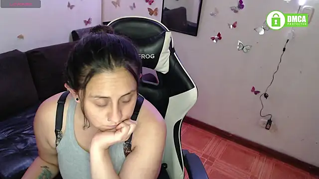 MelRaiise online show from 11-13-25, 01:09