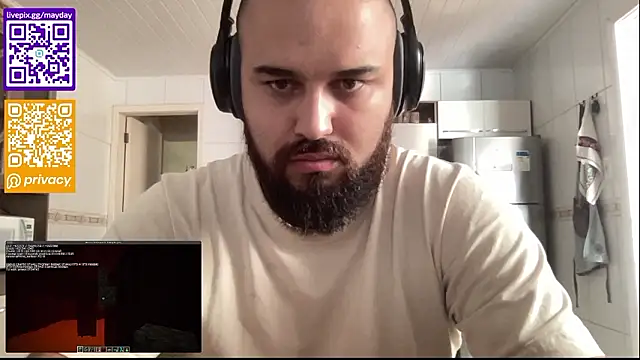 Snapshot of mayday2025m chatting on 02-06-26, 02:02 mayday2025m online show from 02-06-26, 02:02