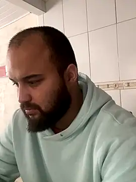 Snapshot of mayday2025m chatting on 10-13-25, 03:02 mayday2025m online show from 10-13-25, 03:02